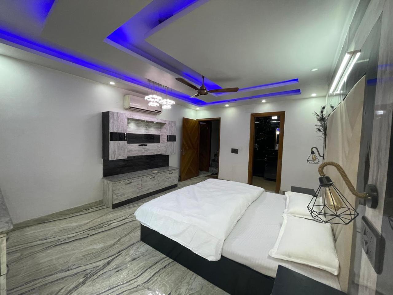 Homestay Kutir *